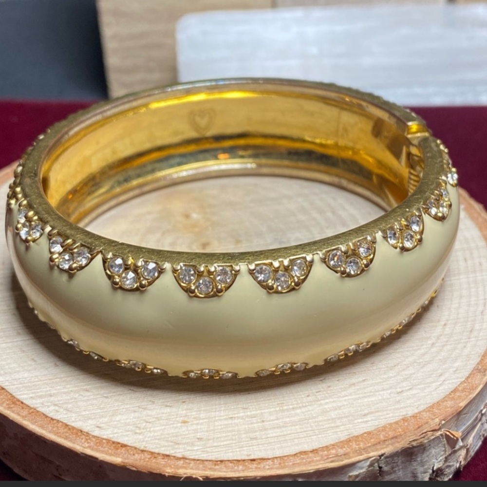 ❤️❤️ VTG] Brighton Cream Crystal❤️